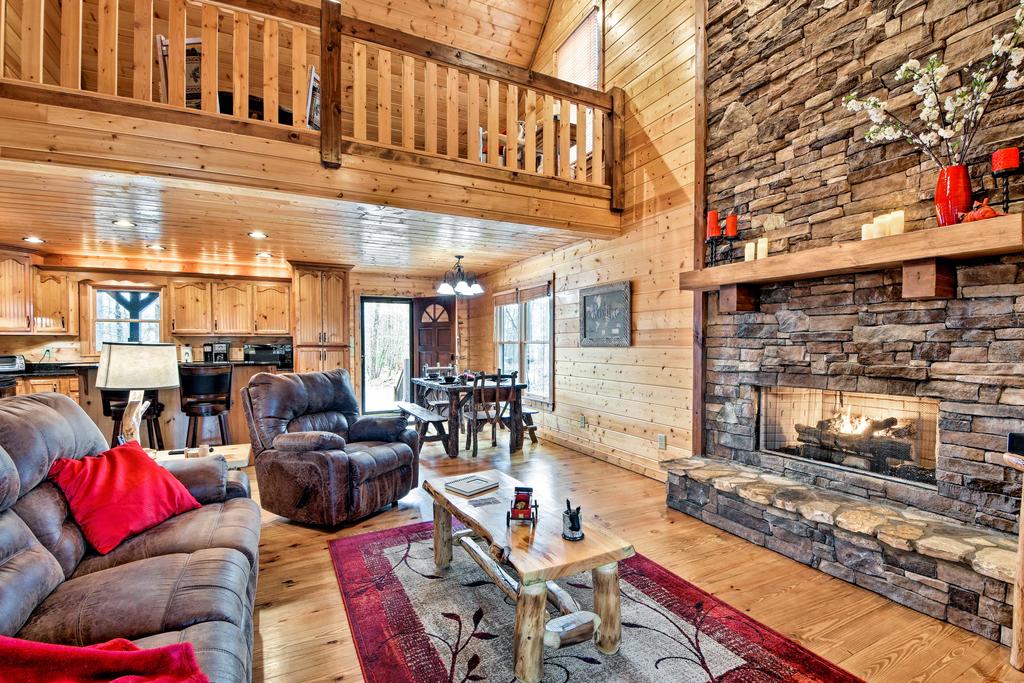 Lightning Bug Lodge At Coosawattee River Resort! - thumb 1