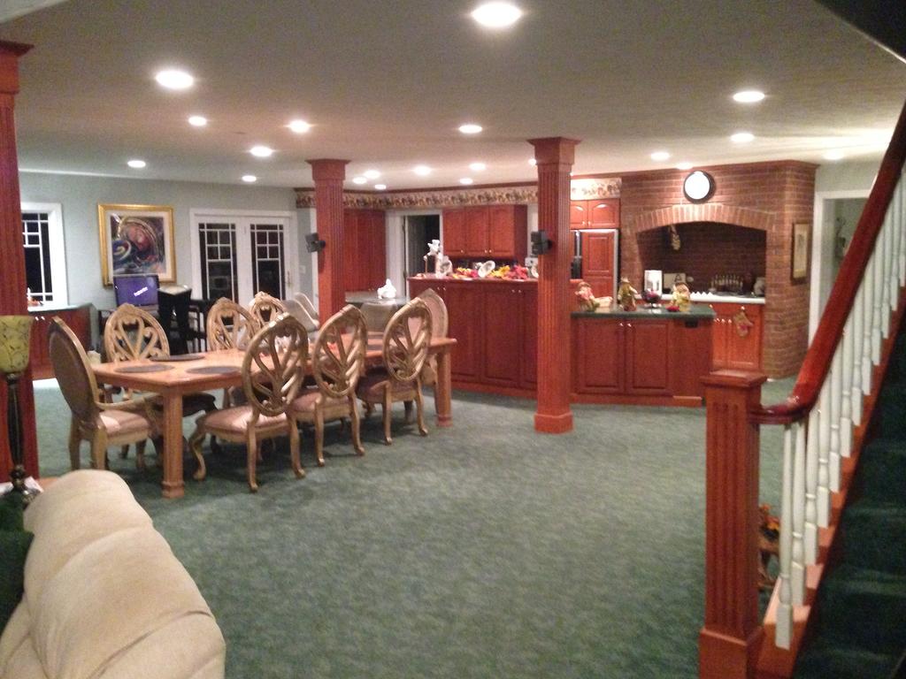 Longhouse Manor B&B - thumb 3