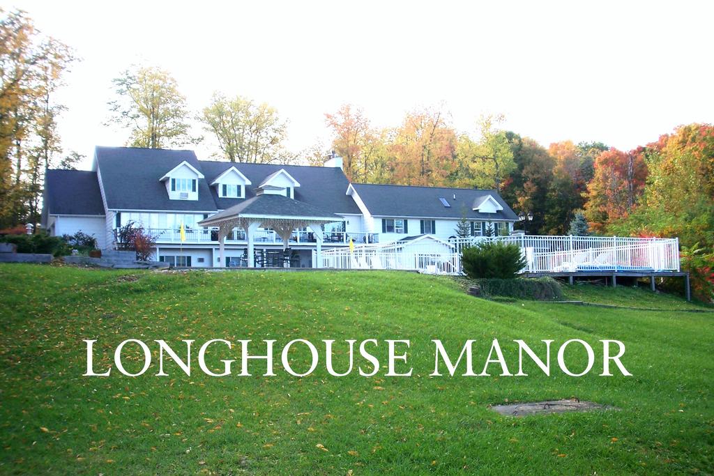 Longhouse Manor B&B - thumb 0