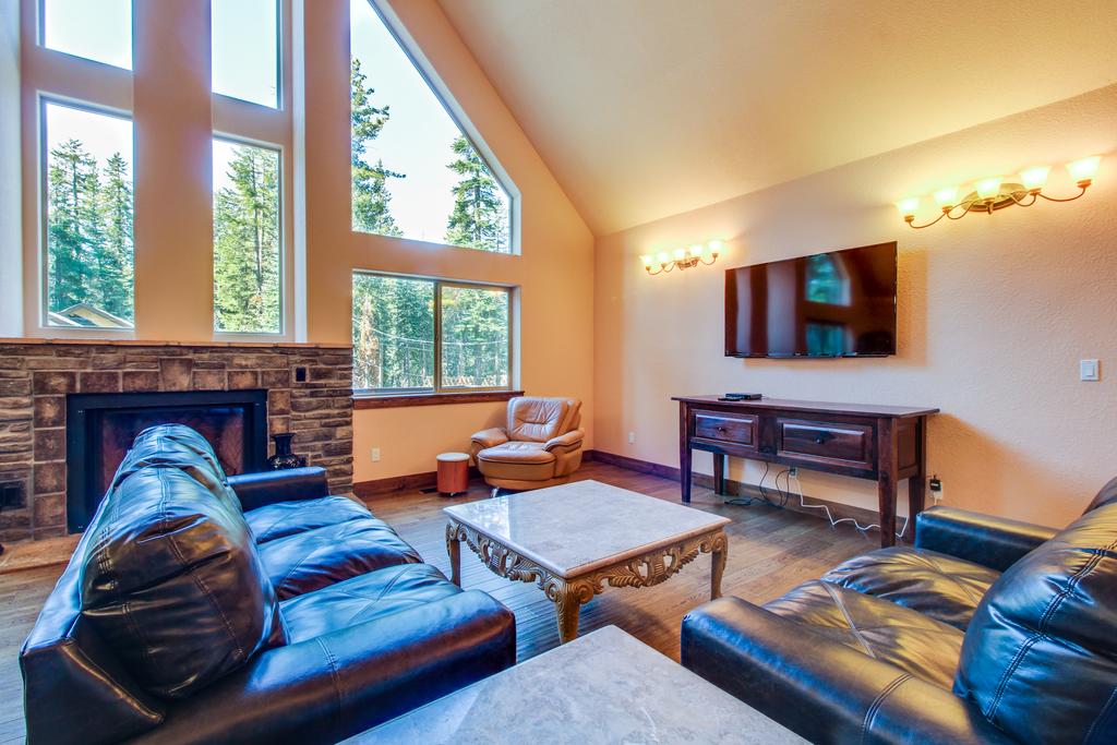 Lotta Crab Treehouse - thumb 1