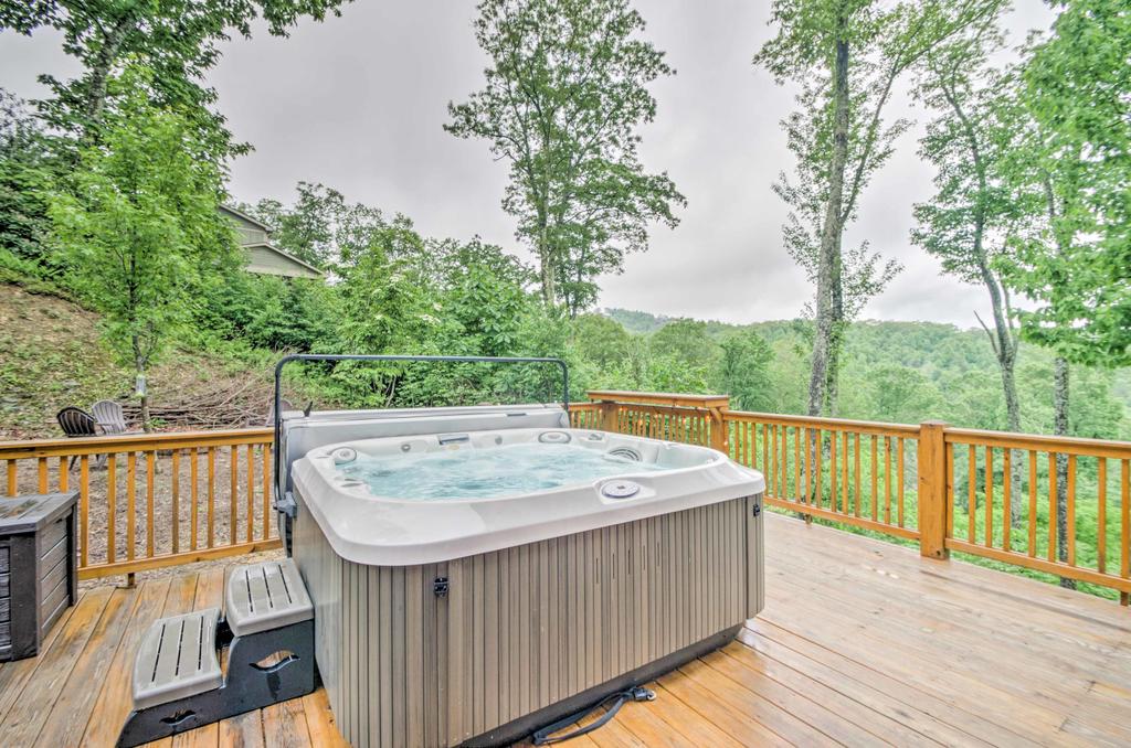 Mtn View Home With Grill 5 Mins From Blue Ridge Pkwy! - thumb 1