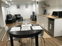 Newly renovated large one bedroom guest suite close to Washington DC in a quiet neighborhood Tourism House