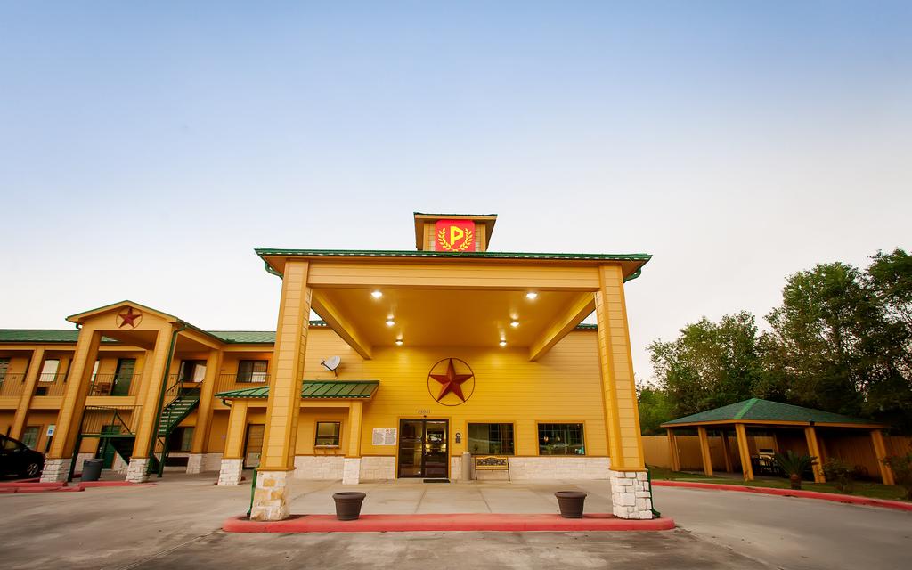 Palace Inn - thumb 1