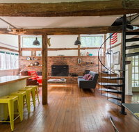 Peaceful Woodstock Retreat - Entire Restored Barn - Tourism House