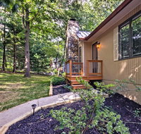 Private Home with Hot Tub 13 Miles to Dtwn Asheville - Tourism House
