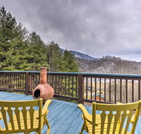 Quaint Creston Hideaway with Mtn Views  Hot Tub - Tourism House