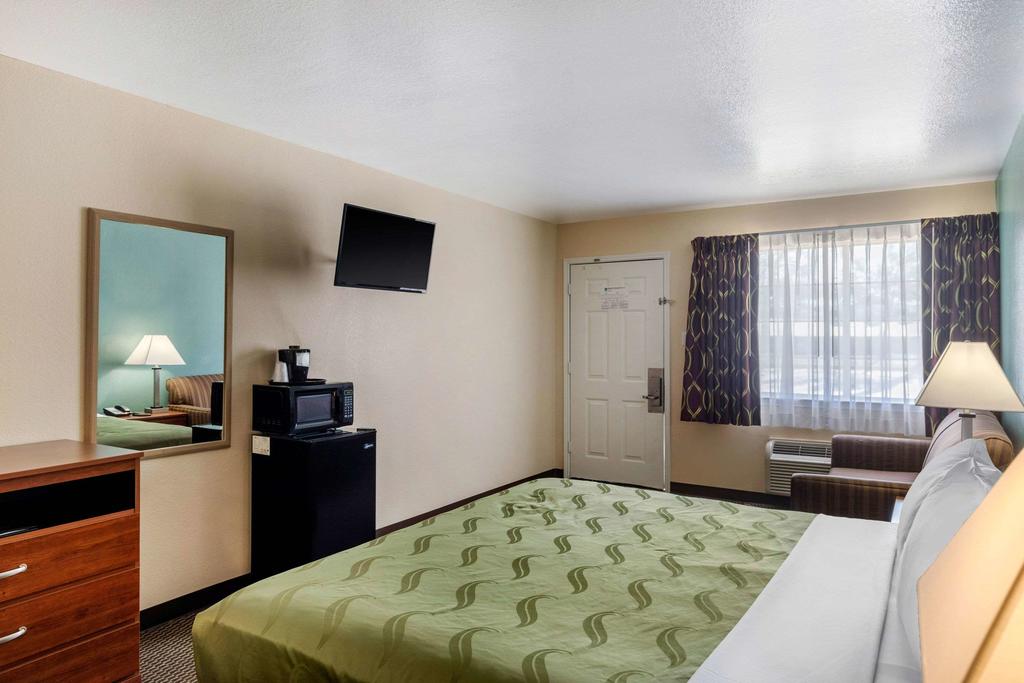 Quality Inn & Suites - thumb 1