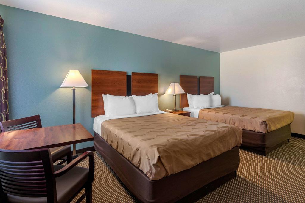 Quality Inn & Suites - thumb 3