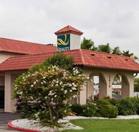 Quality Inn & Suites Del Rio - Tourism House