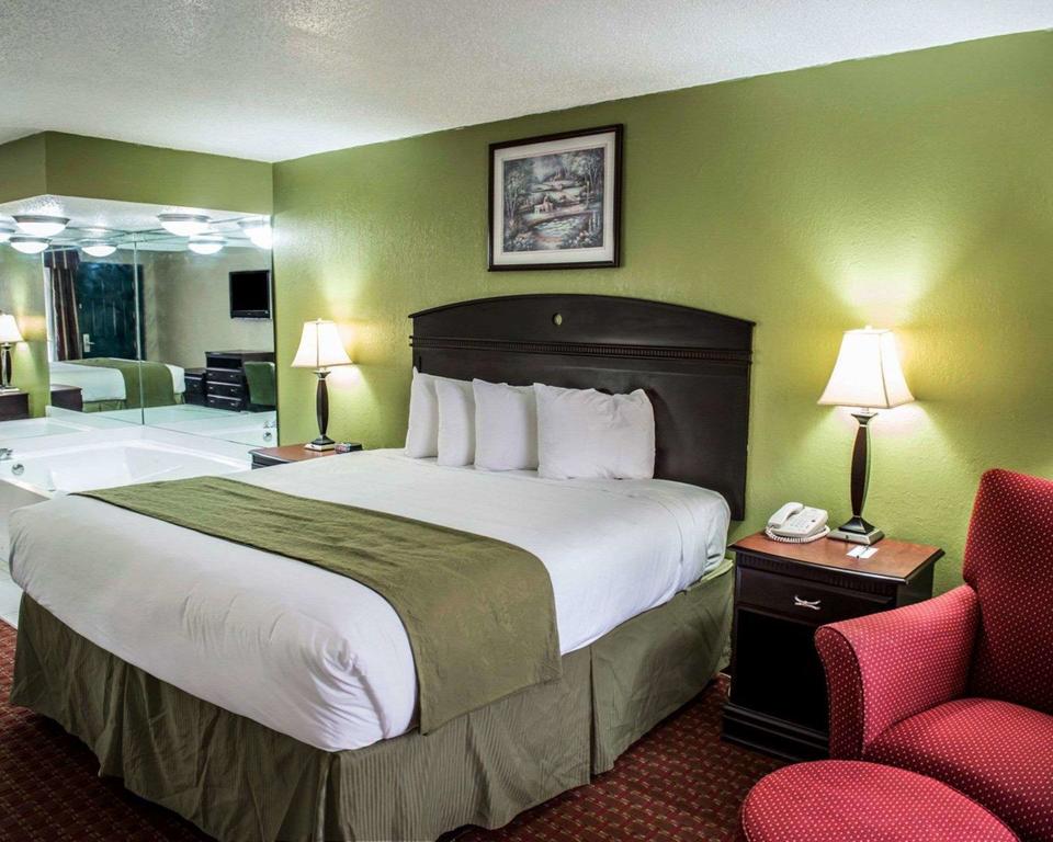 Quality Inn Chipley I-10 At Exit 120 - thumb 3