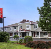 Red Roof Inn Glens Falls - Lake George - Tourism House