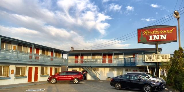 Redwood Inn - thumb 0