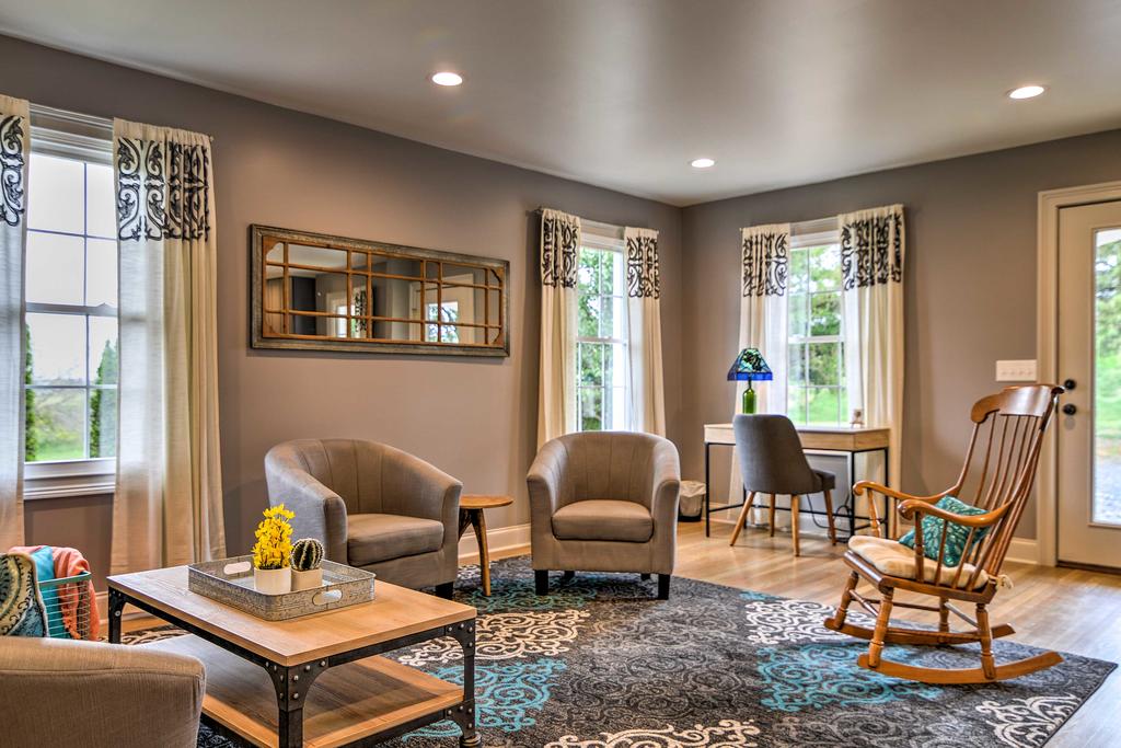 Remodeled Harrisonburg Home With Level II EV Charger - thumb 1