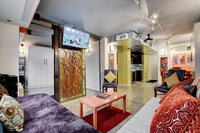 Renovated 2 Bdrm 2 Bath Condo Las Vegas Strip 1 GB Internet Tourism House