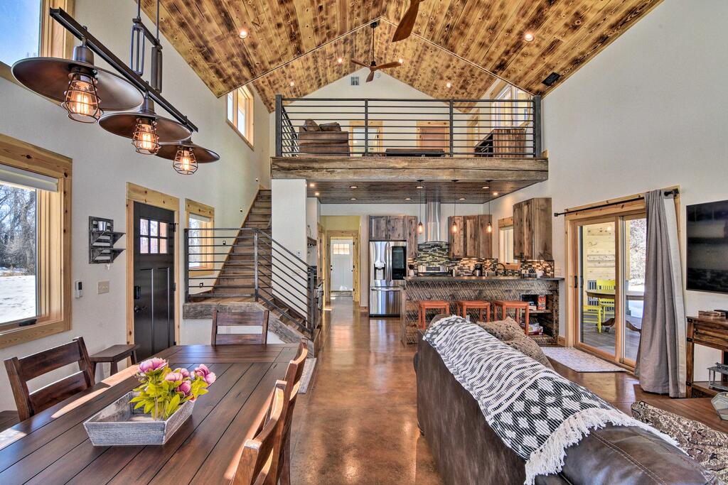 Riverfront Home With BBQ - 2 Mi To Downtown Gunnison! - thumb 1