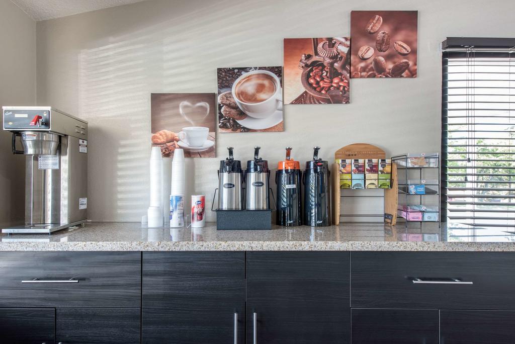 Rodeway Inn Sharonville - thumb 1