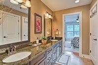 Silver Point Condo with Lake View by Hurricane Marina Tourism House