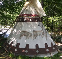 Sioux Tipi on Chloes Lake - Tourism House