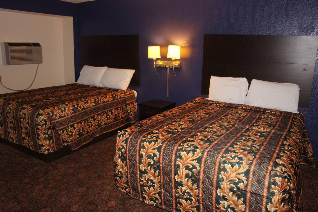 Sky-Palace Inn & Suites Waite Park - thumb 1