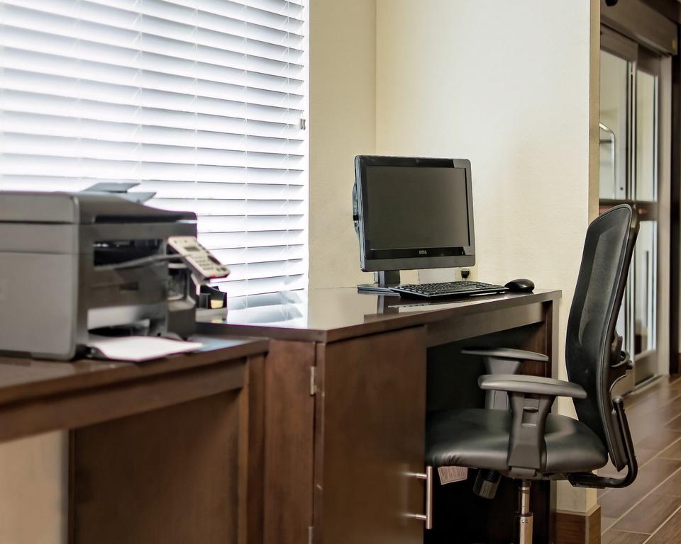 Sleep Inn & Suites - Fort Scott - thumb 0