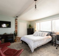 Southbay Hideaway - Tourism House
