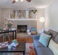 Spacious 4br 3ba Charming Southern Comforts Modern Flair Close to EVERYTHING - Tourism House