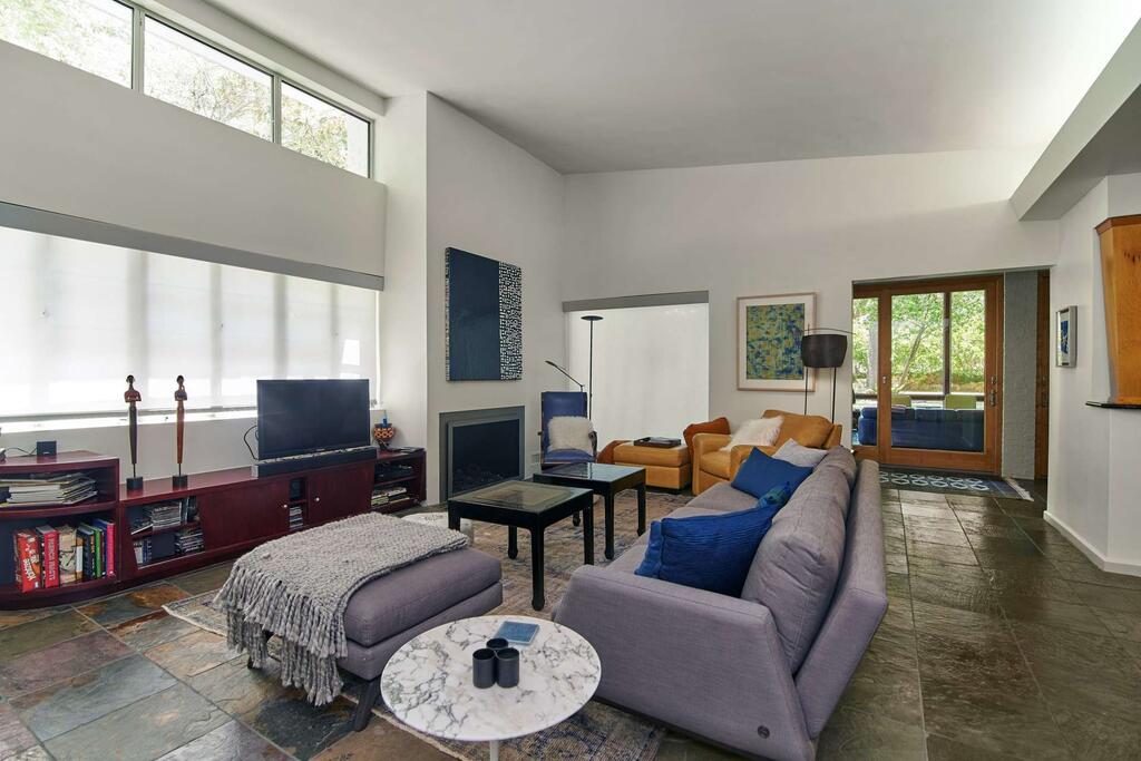 Tarrytown Retreat - thumb 1