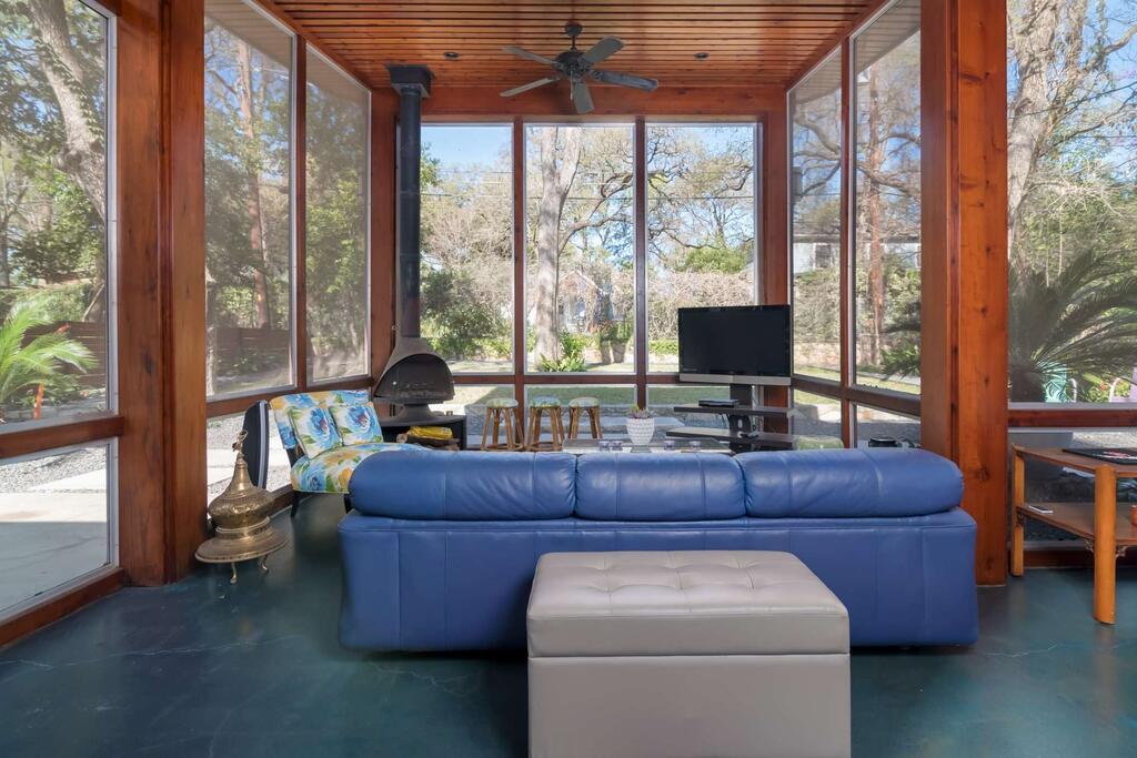 Tarrytown Retreat