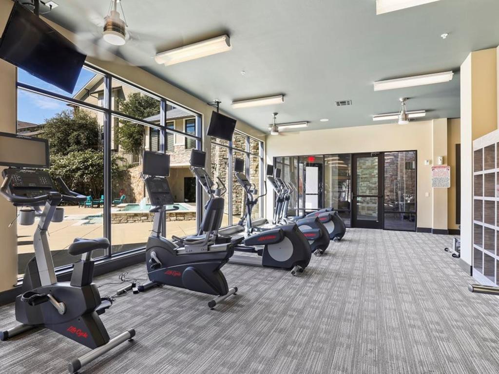 Texas Corporate Housing Solutions Professional Apt - thumb 3