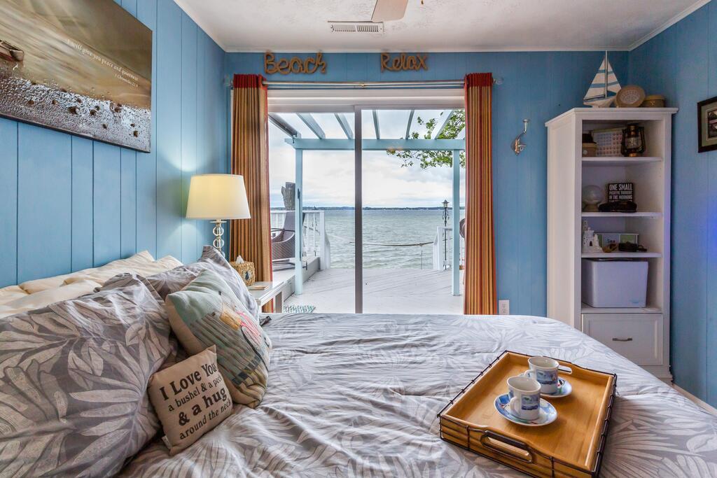 The Cottage At Misti Cove - thumb 2