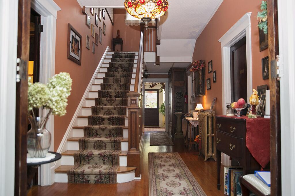 The Inn On Front Street - thumb 2