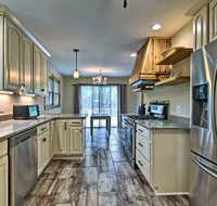 Updated Arden Home  12 Miles to Downtown Asheville - Tourism House