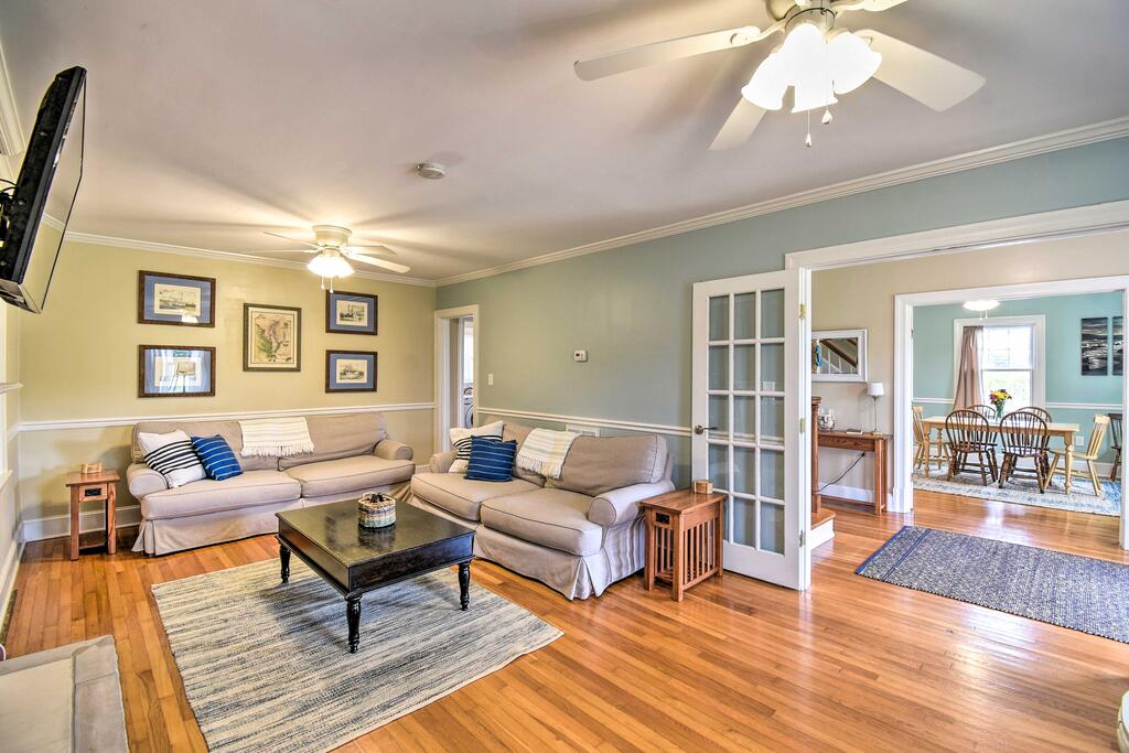 Updated Cape Charles Home - 2.5 Miles From Beach! - thumb 3