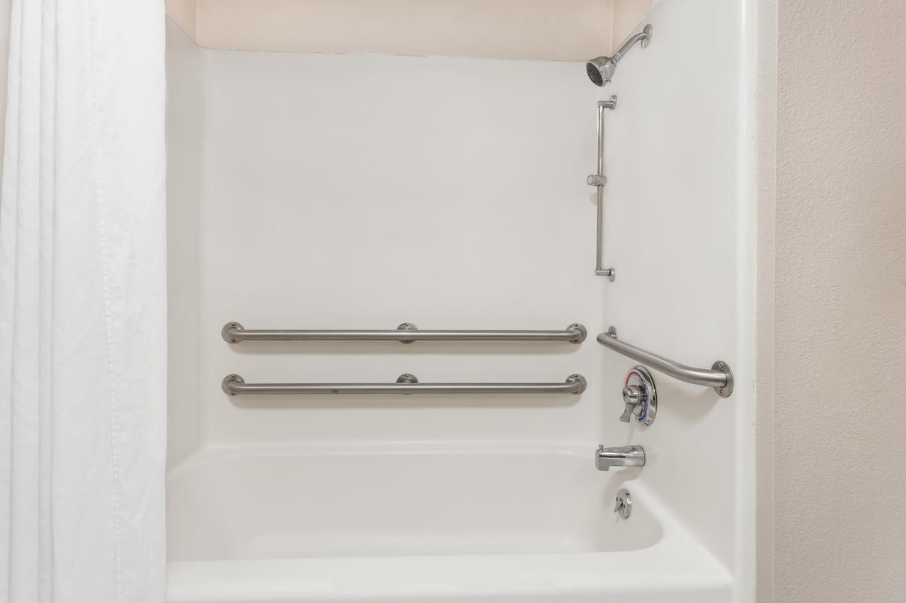 Super 8 By Wyndham Athens - thumb 12