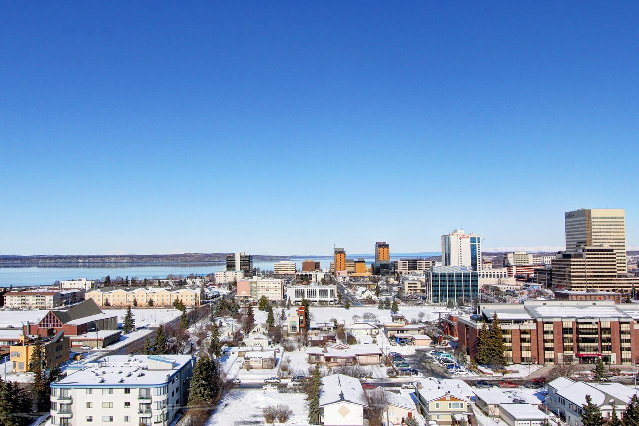 Inlet Tower Hotel & Suites - thumb 10