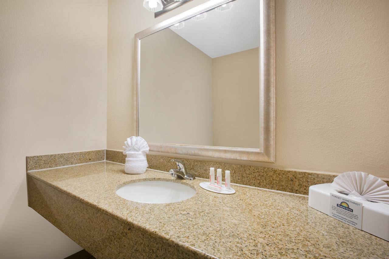 Days Inn By Wyndham Lake Havasu - thumb 34
