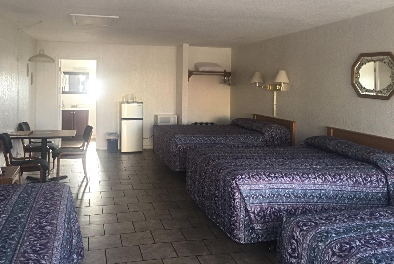 Little Daisy Motel - thumb 44