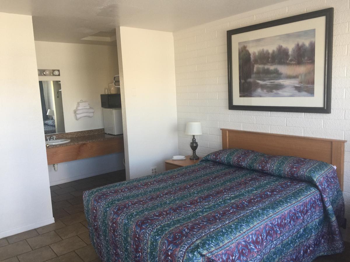 Little Daisy Motel - thumb 30