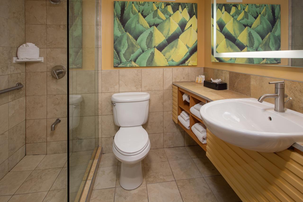 Holiday Inn North Phoenix - thumb 34