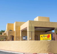 Super 8 by Wyndham Cottonwood - Tourism House