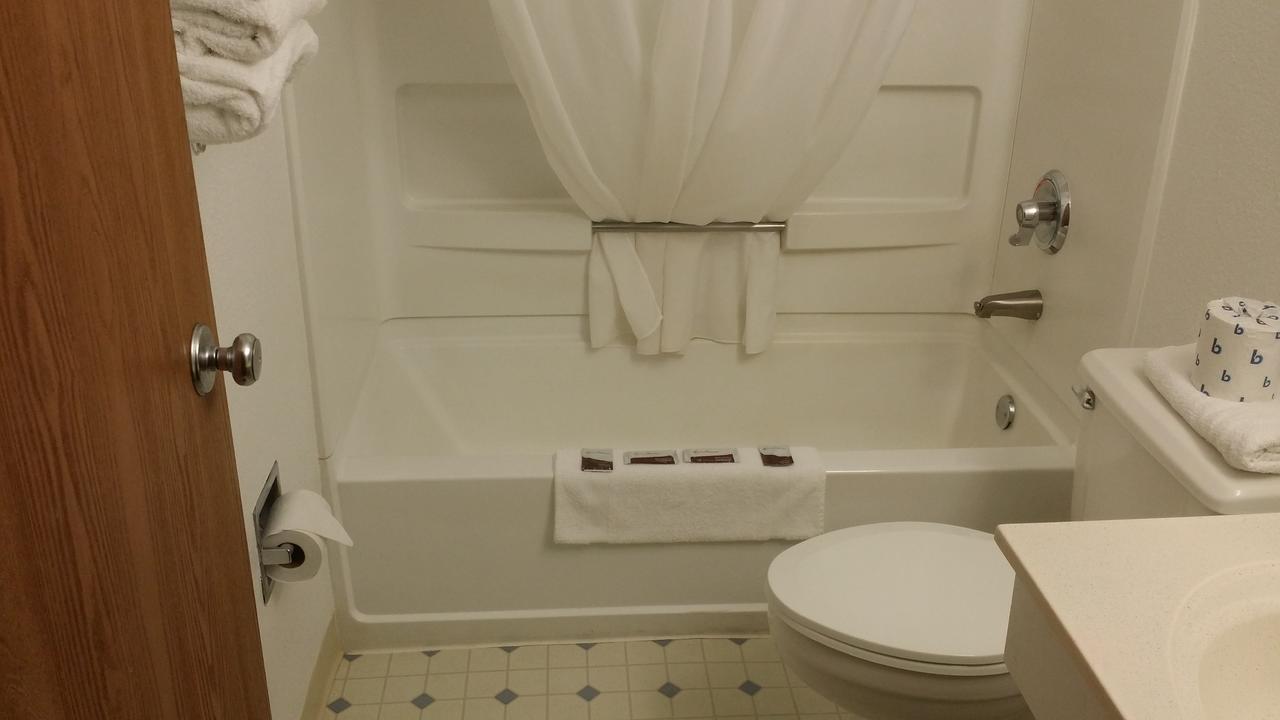 Americas Choice Inn & Suites - thumb 6