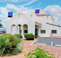 Motel 6 Benson - Tourism House