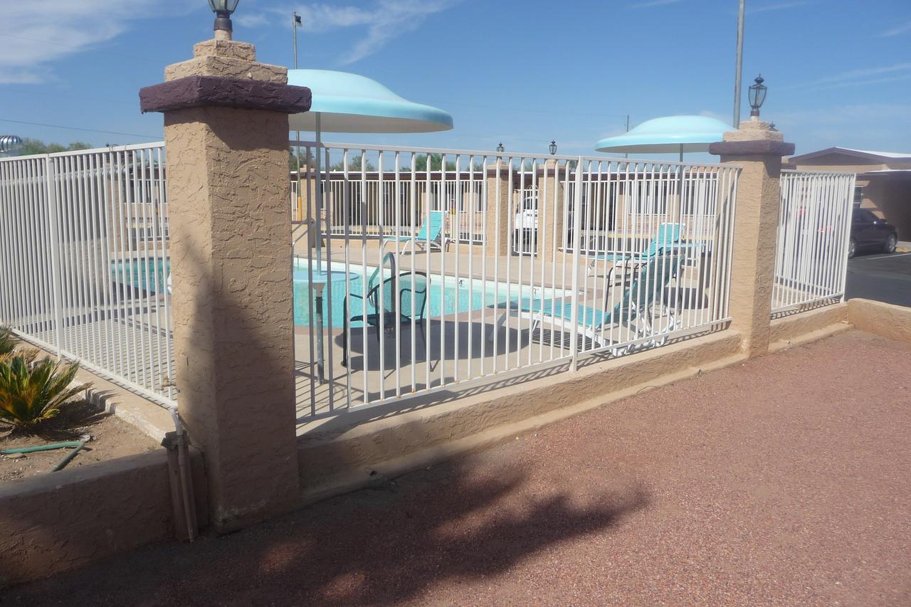Palms Inn - thumb 2