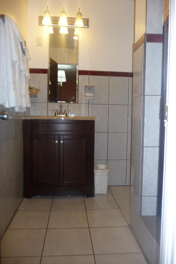 Palms Inn - thumb 32