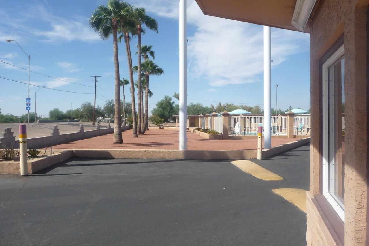 Palms Inn - thumb 1