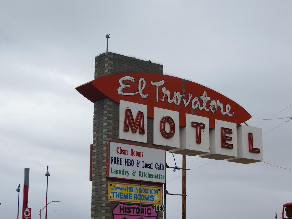 El Trovatore Motel - thumb 0