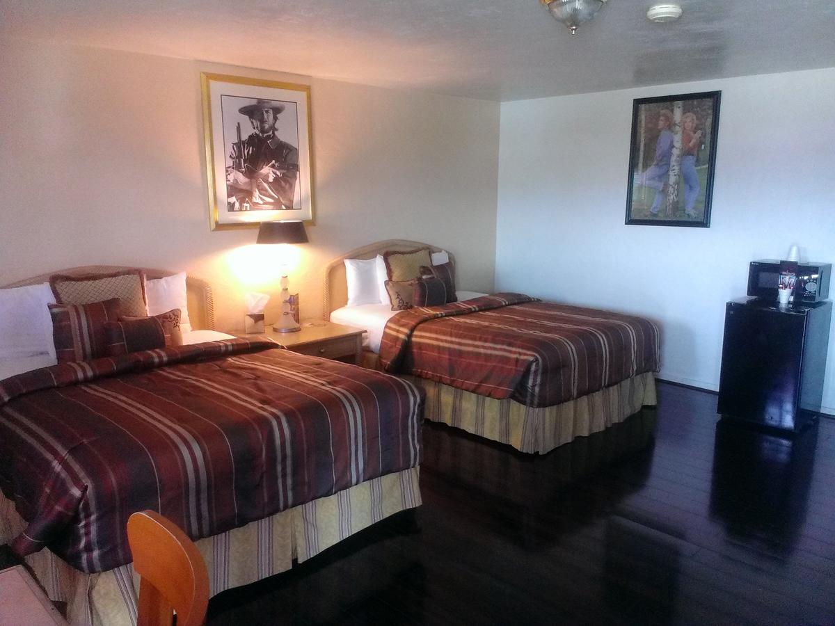 El Trovatore Motel - thumb 34