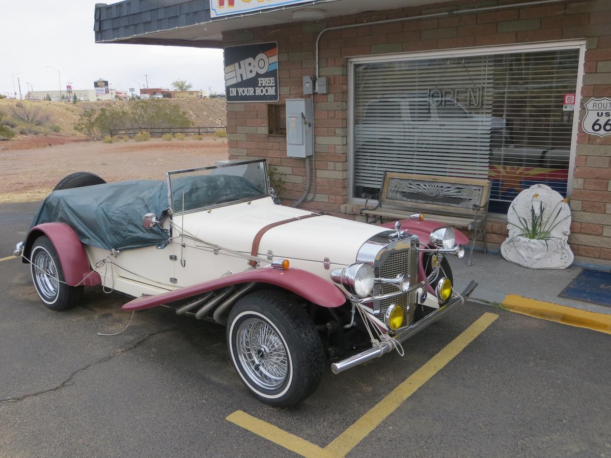 El Trovatore Motel - thumb 23