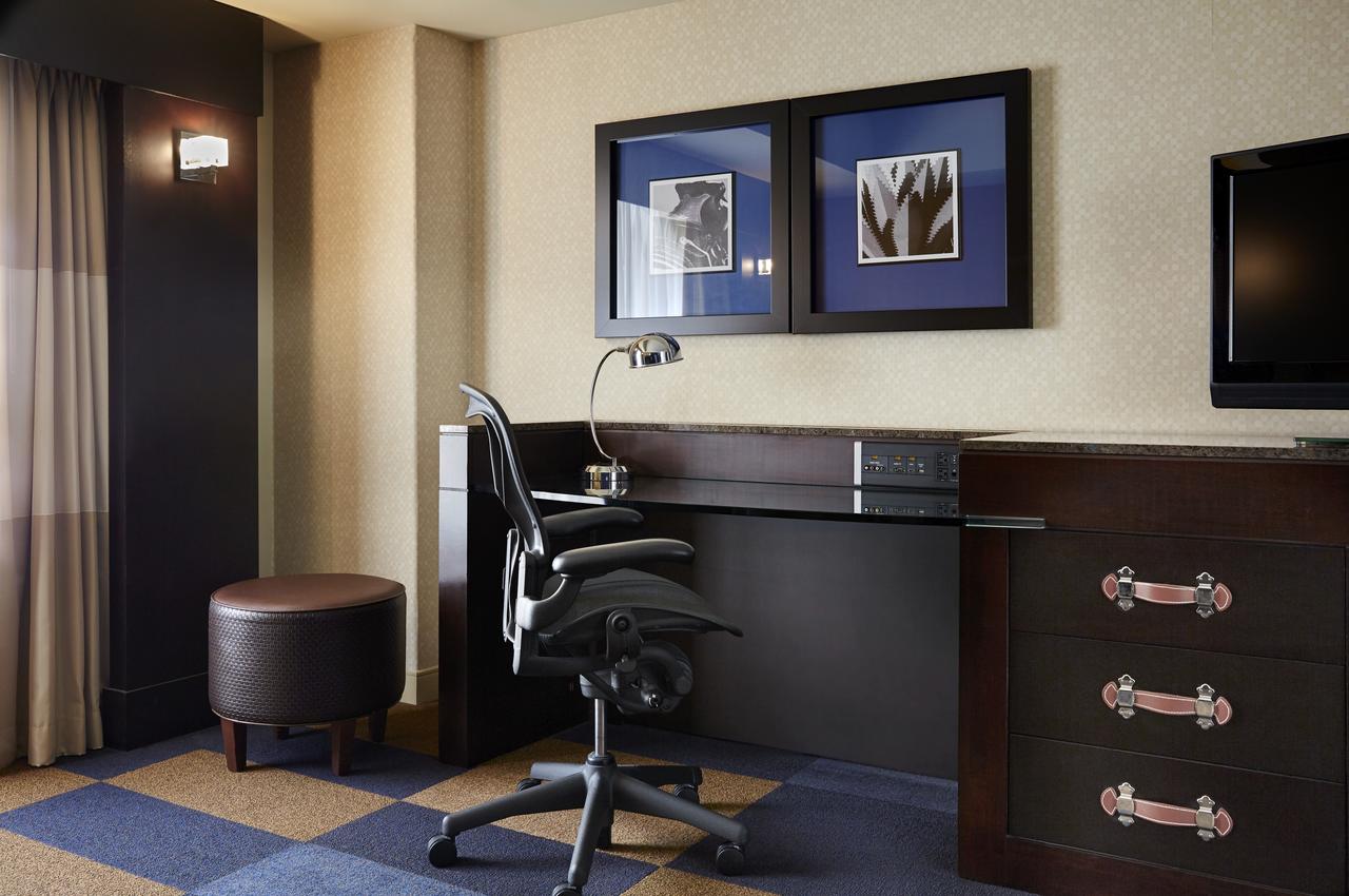 Renaissance Phoenix Downtown Hotel - thumb 8
