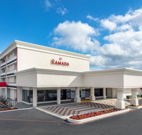 Ramada by Wyndham Texarkana - Tourism House